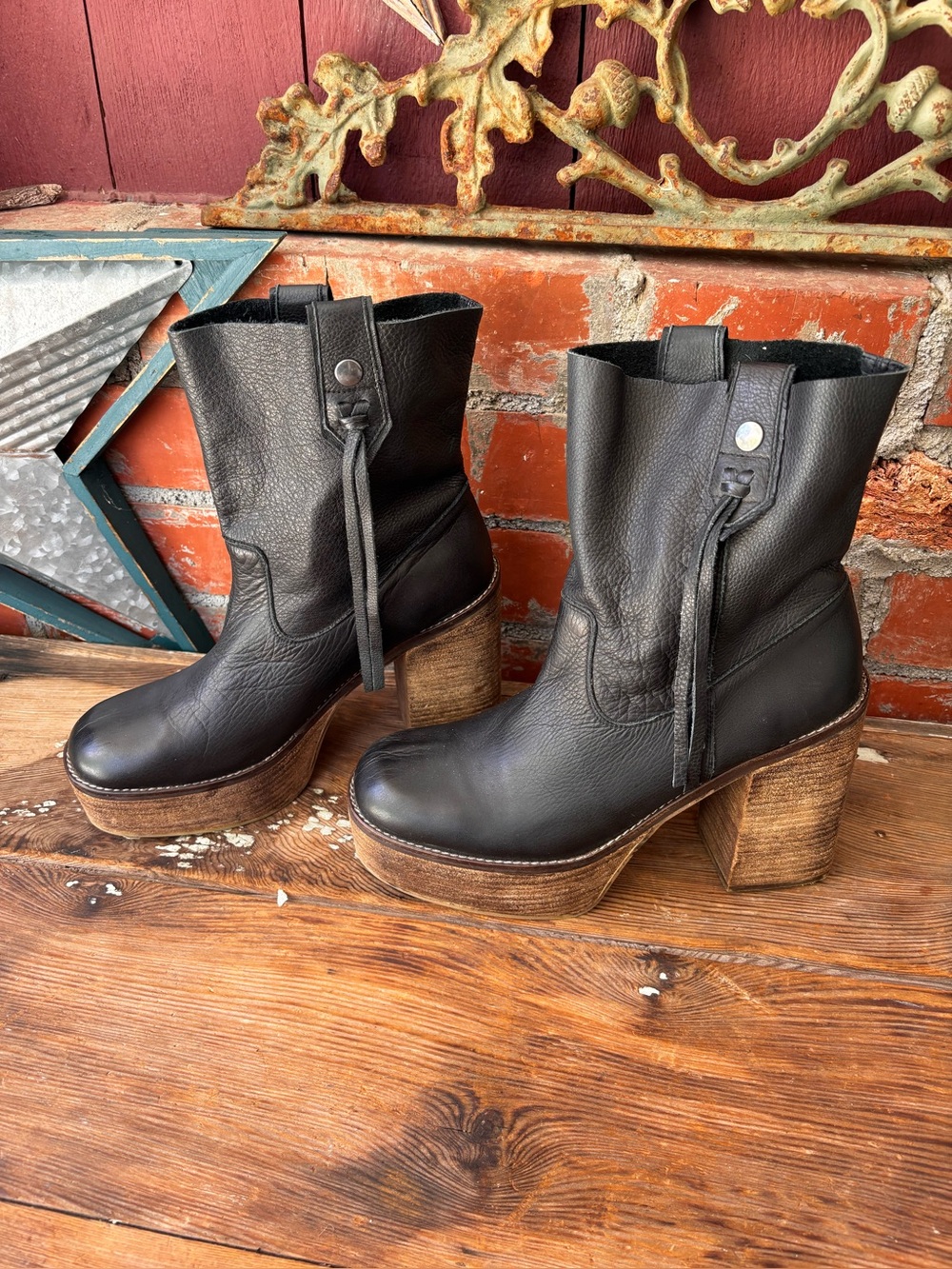 Free People Kenna Black Leather Platform Bootie Women’s Size 10